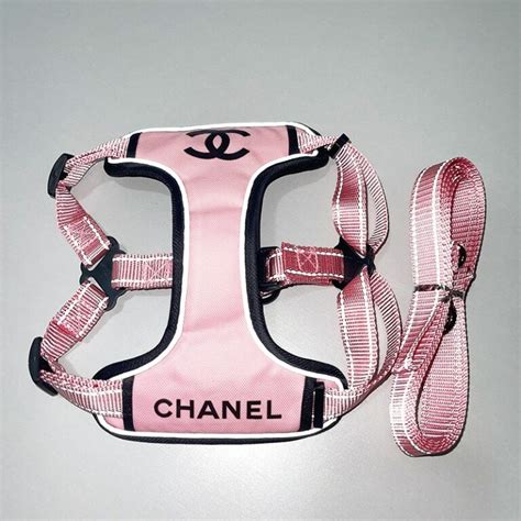 chanel dog leash